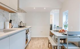 Mayfield Two - Central Harrogate Apartment